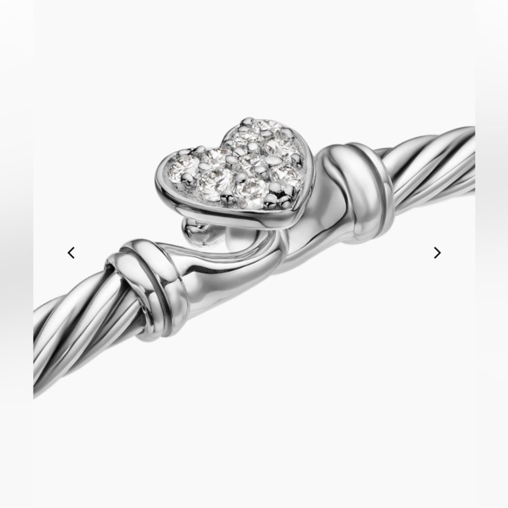 David Yurman Classic Cable Heart Bracelet - Picture 7 of 12